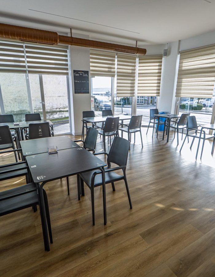 Instalaciones del Bodegón O Percebe